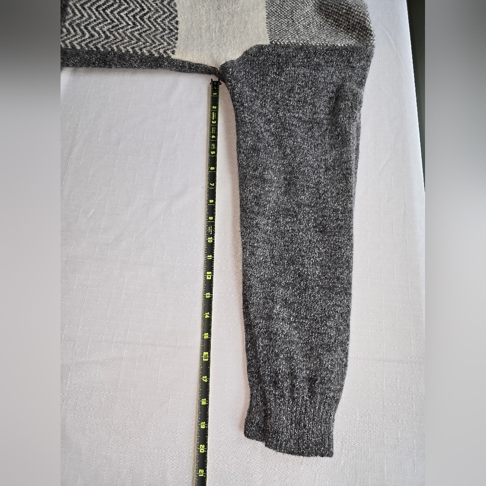 Elegant Patchwork Crew Neck Scandigirl Silk Angora Quiet Luxury Sweater - Picture 7 of 7